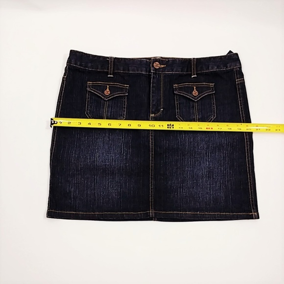 Tommy Hilfiger Size 12 Womens Blue Denim Skirt - Picture 4 of 8